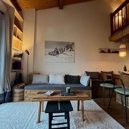 Appartement Ensoleille Aux Tines, Vue Massif 샤모니 외부 사진