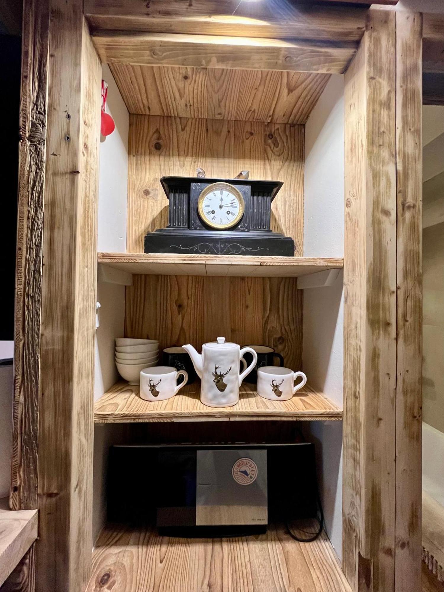 Appartement Ensoleille Aux Tines, Vue Massif 샤모니 외부 사진