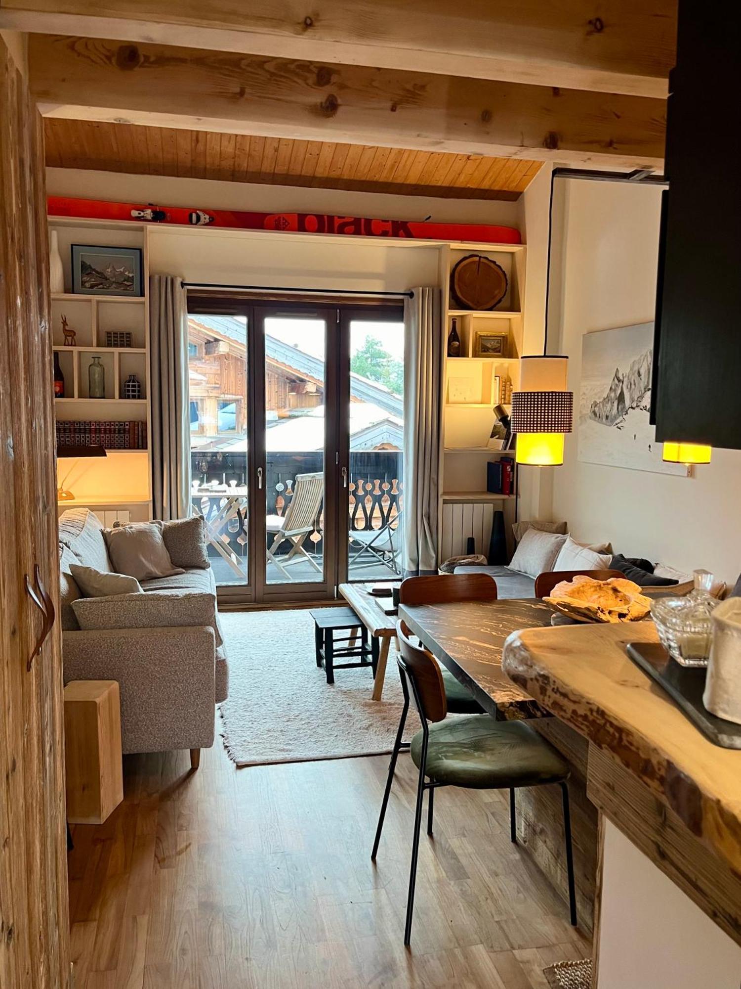 Appartement Ensoleille Aux Tines, Vue Massif 샤모니 외부 사진