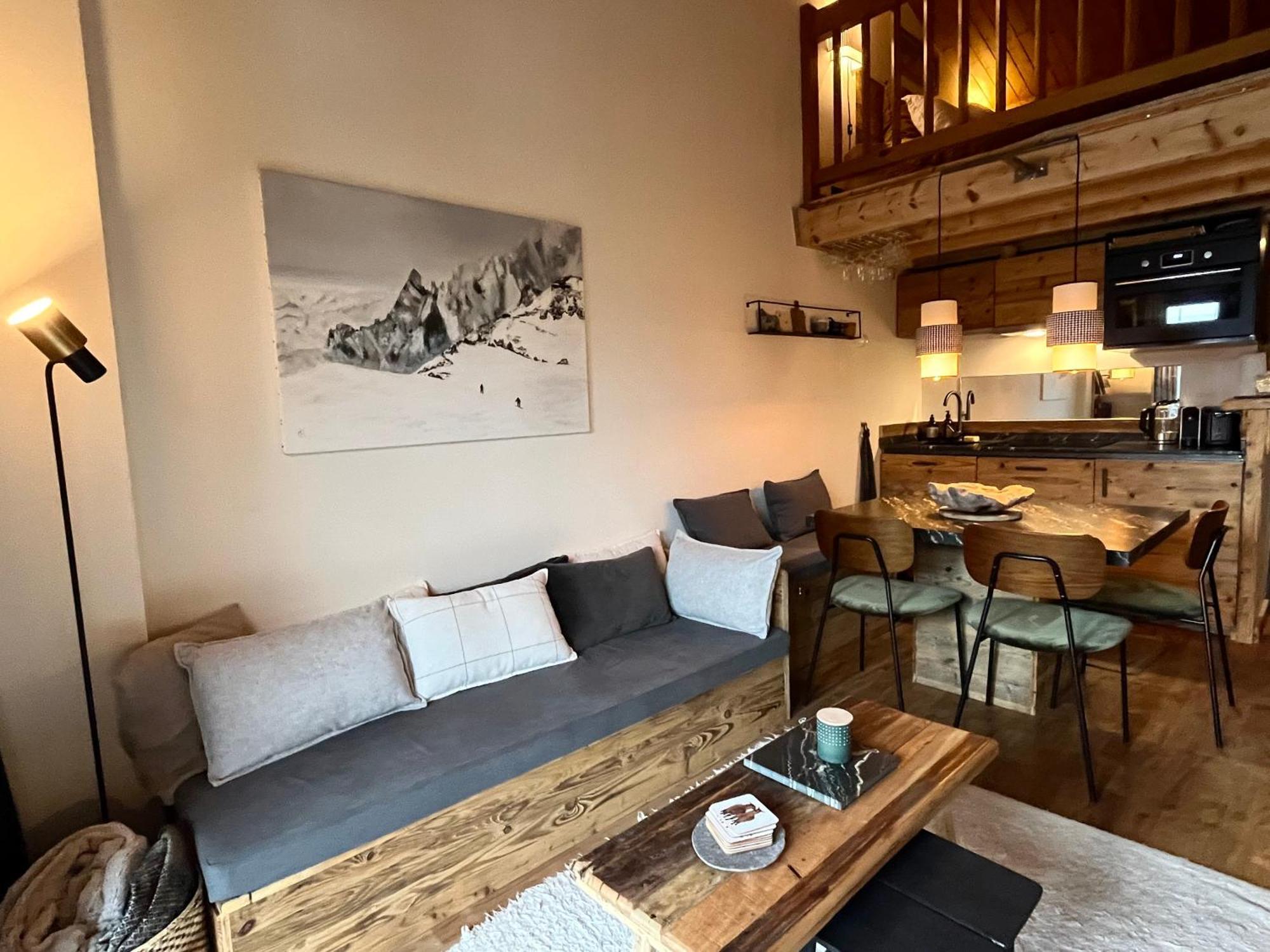 Appartement Ensoleille Aux Tines, Vue Massif 샤모니 외부 사진